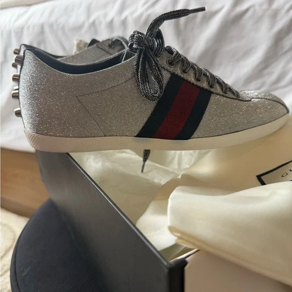 Gucci Men's Silver Sneakers - Picture 1 of 4